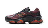 9060 "Black / Washed Burgundy" U9060BLA