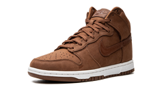 MN DUNK HIGH PREMIUM WMNS"Pecan" DX2044 200