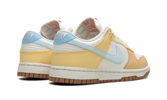 DUNK LOW WMNS"Soft Yellow" FZ4347 100