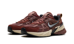 V2K Run WMNS"Red Sepia Dark Pony" FN6703 201