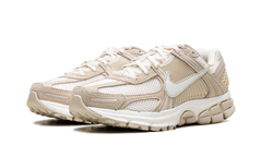 Zoom Vomero 5 WMNS"Beach Light Khaki" HQ0458 200